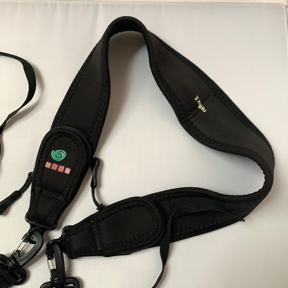 ⭐️Kata camera strap reflex E good clean condition